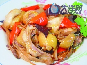 金針木耳蒸雞的做法(圖解)-