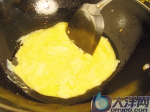 茄汁韭黃炒蛋的做法(圖解)-